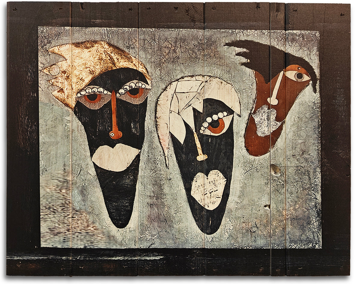 Lena's Party People 2 er en del af en serie på 2 stk., lavet på plankeboard, inkl. ophæng.